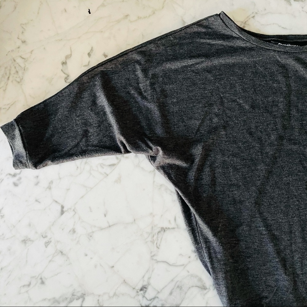 Grey Comfortable Top - Picture 3 of 5